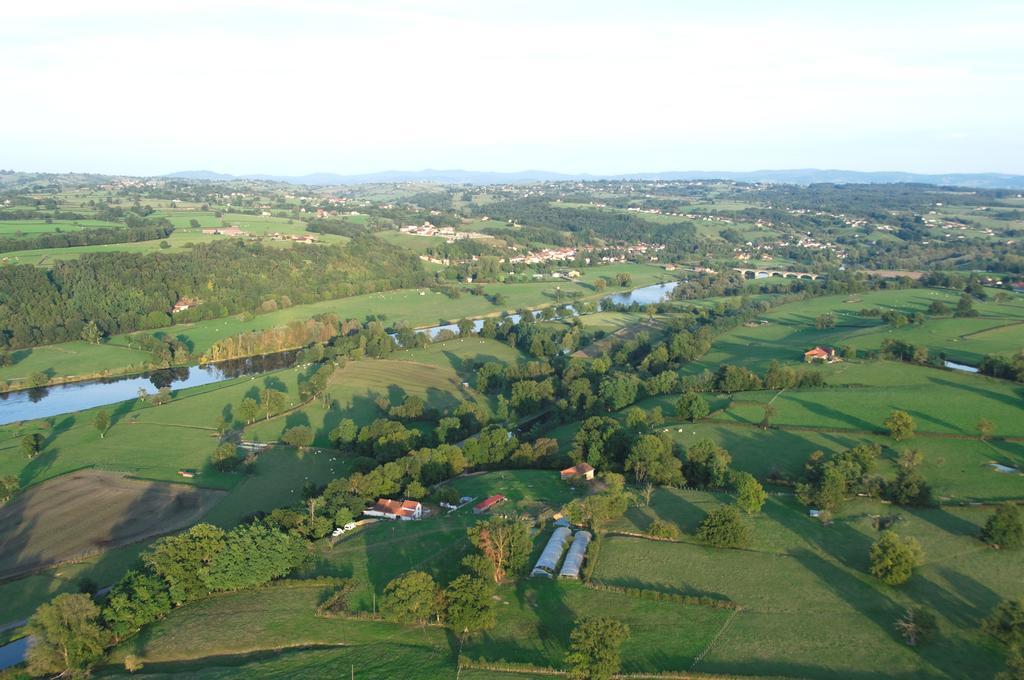 Bed and Breakfast Fenetre Sur Loire Iguerande Экстерьер фото